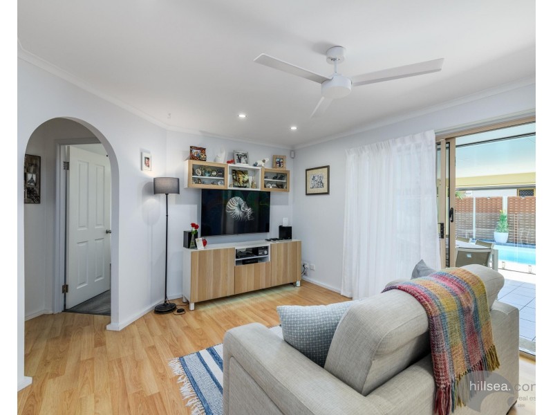 235 Mildura Drive, Helensvale QLD 4212