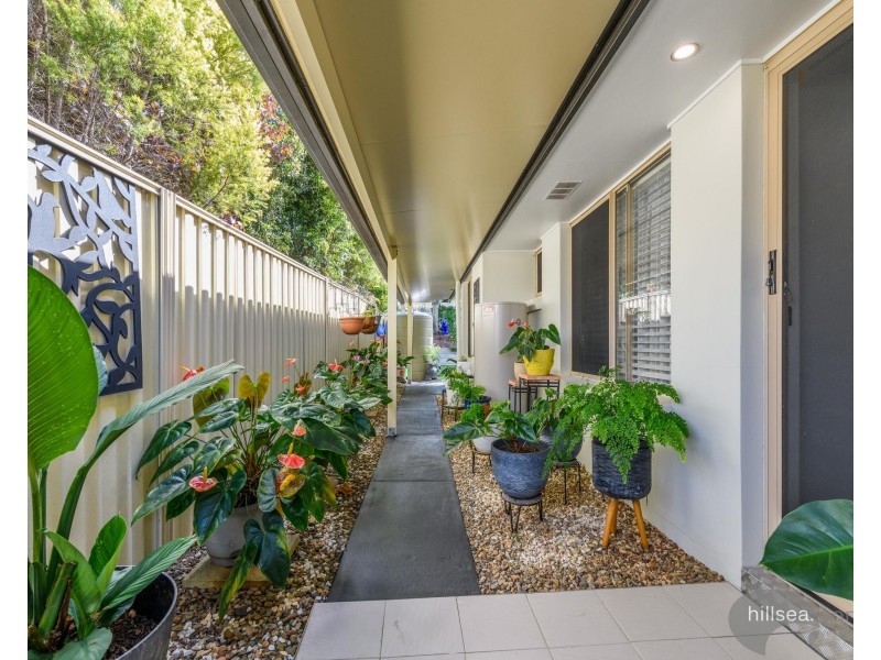 235 Mildura Drive, Helensvale QLD 4212