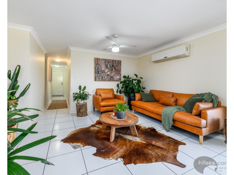 11 Kenross Close, Gleneagle QLD 4285