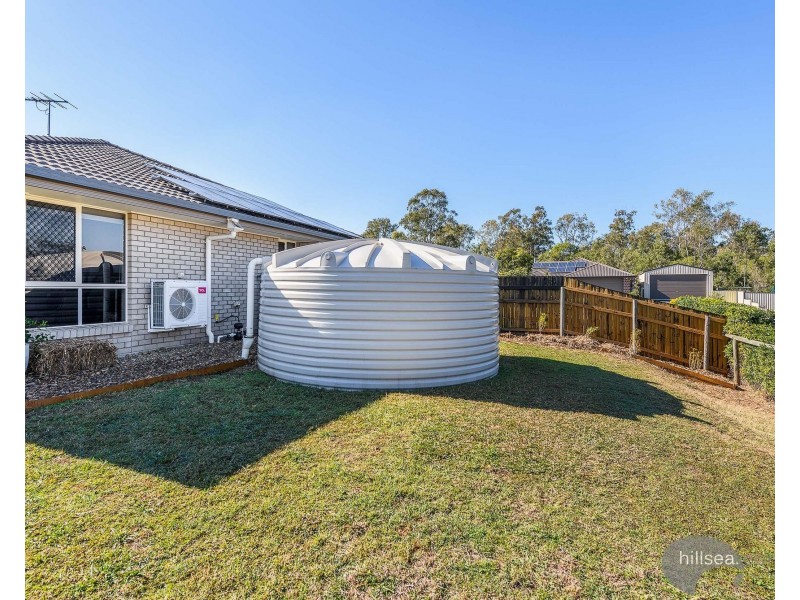 11 Kenross Close, Gleneagle QLD 4285