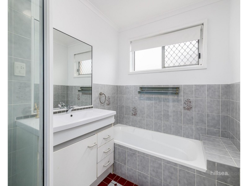 2/16 River Oak Drive, Helensvale QLD 4212