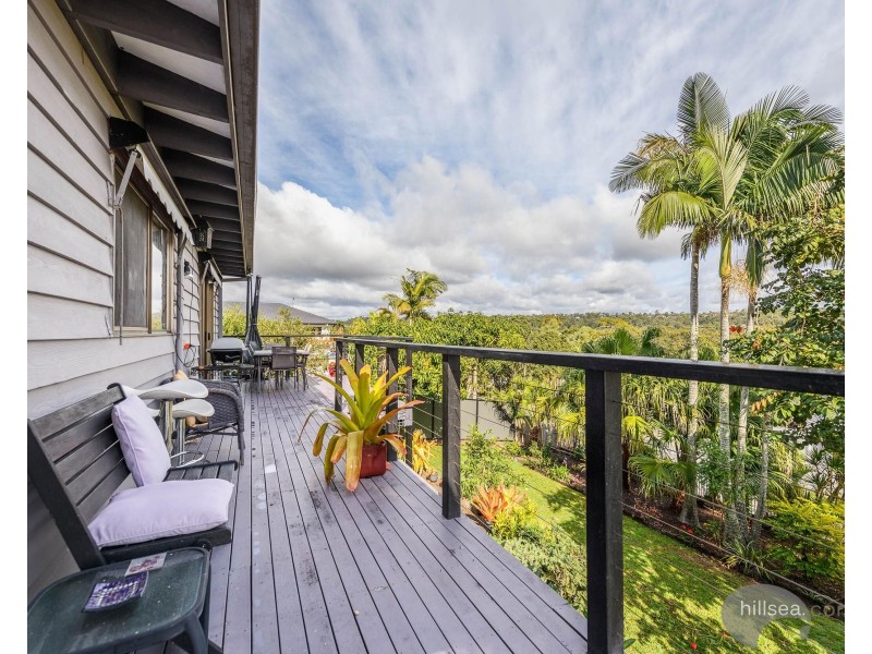 6 Dubbo Court, Helensvale QLD 4212