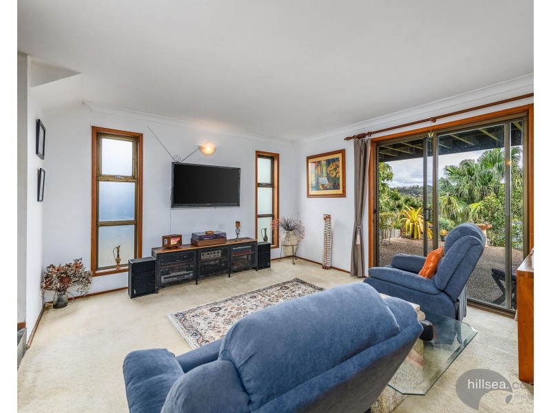 6 Dubbo Court, Helensvale QLD 4212