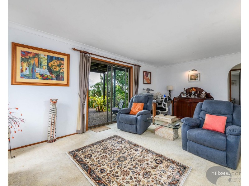 6 Dubbo Court, Helensvale QLD 4212