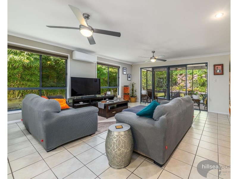 13 Napier Court, Pacific Pines QLD 4211