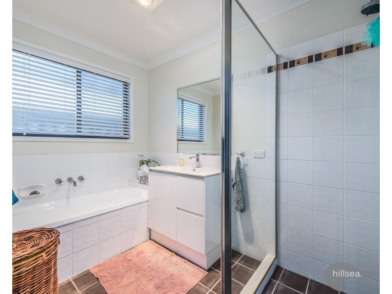 13 Napier Court, Pacific Pines QLD 4211