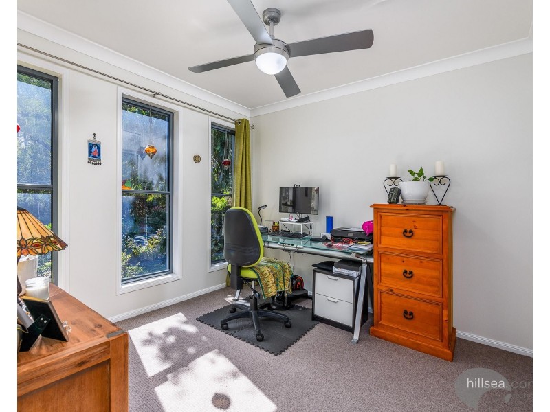 13 Napier Court, Pacific Pines QLD 4211