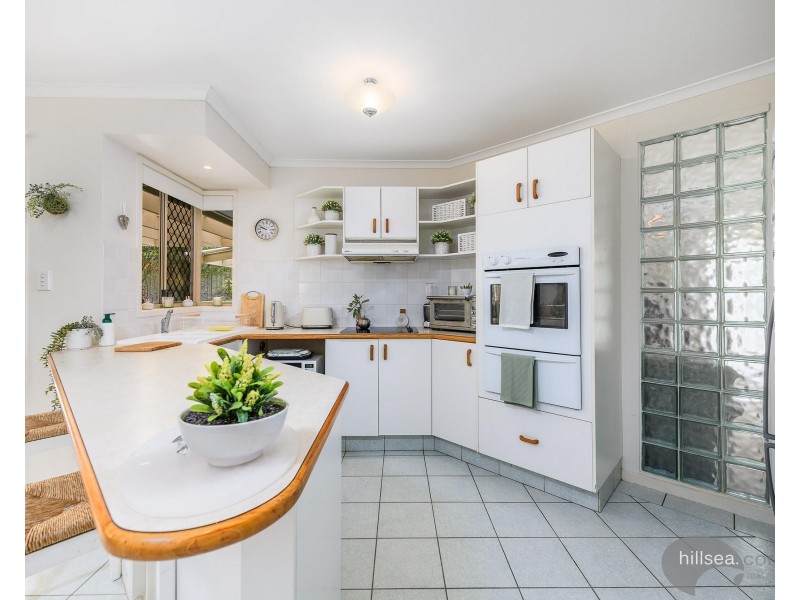 237 Mildura Drive, Helensvale QLD 4212