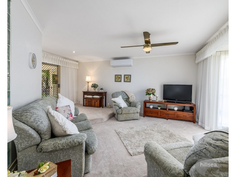 237 Mildura Drive, Helensvale QLD 4212