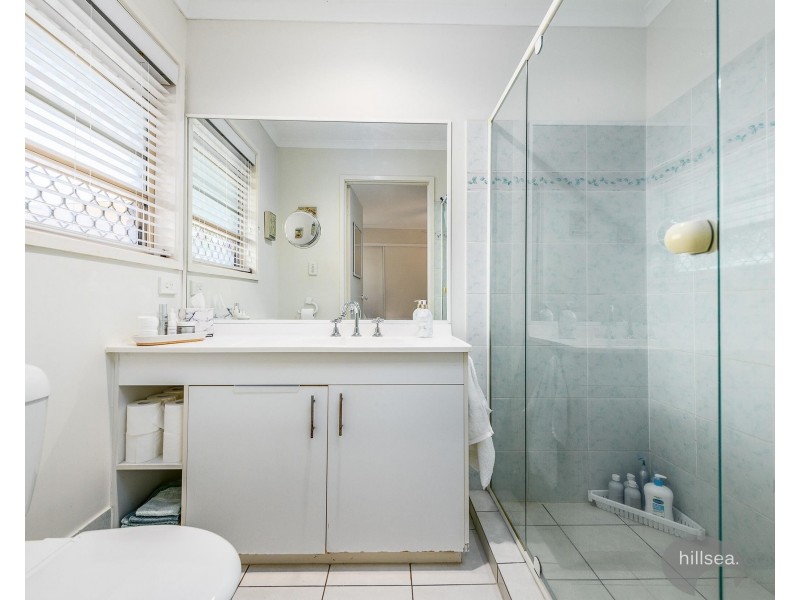 237 Mildura Drive, Helensvale QLD 4212