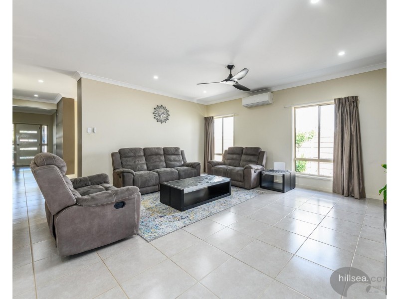 24 Plum Pine Street, Maudsland QLD 4210