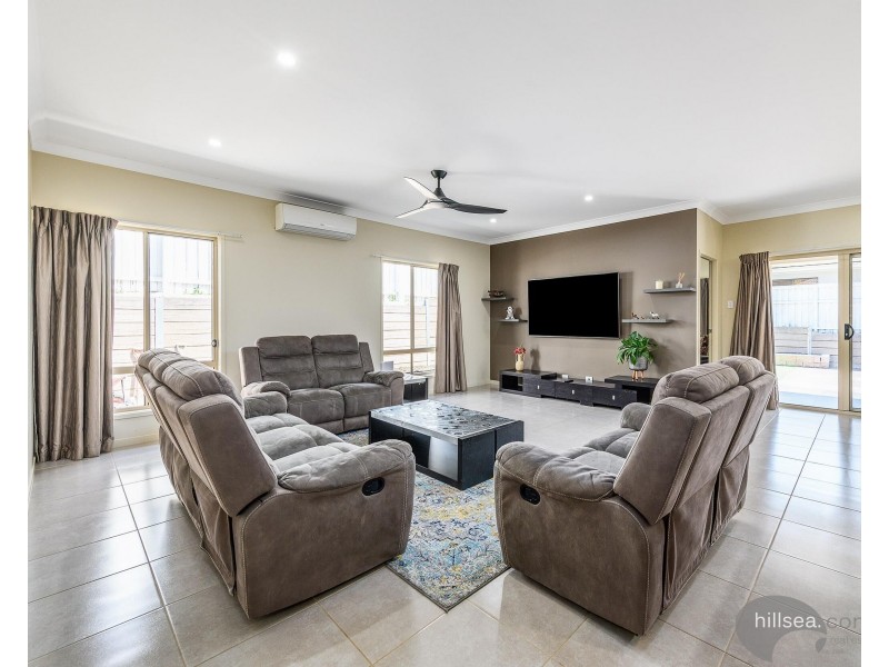 24 Plum Pine Street, Maudsland QLD 4210