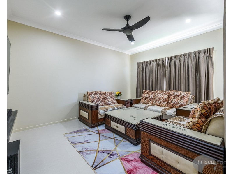 24 Plum Pine Street, Maudsland QLD 4210