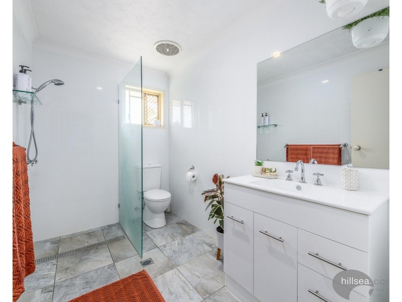 9 Otford Place, Helensvale QLD 4212