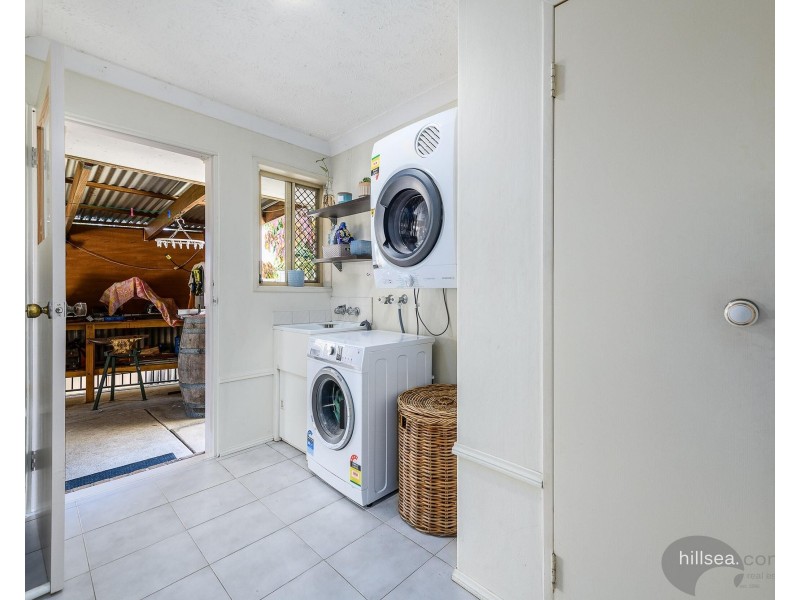 9 Otford Place, Helensvale QLD 4212