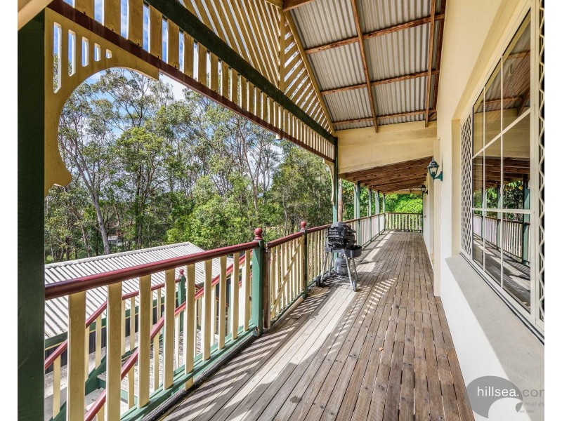 18 Camden Court, Helensvale QLD 4212