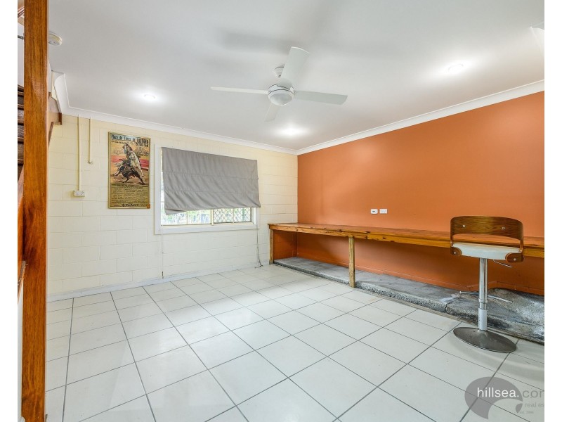 18 Camden Court, Helensvale QLD 4212