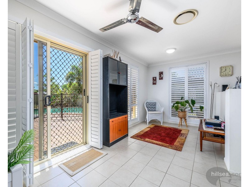 135 Monterey Keys Drive, Helensvale QLD 4212