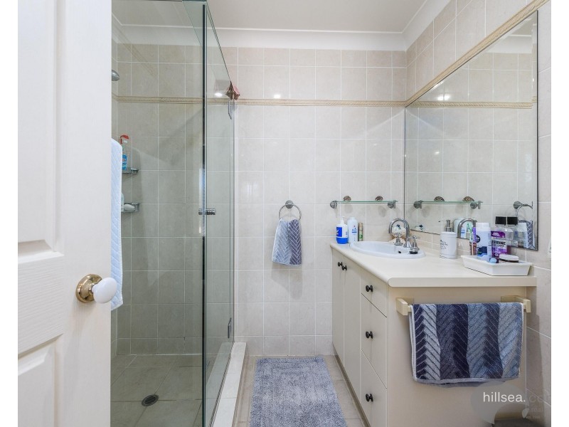 135 Monterey Keys Drive, Helensvale QLD 4212