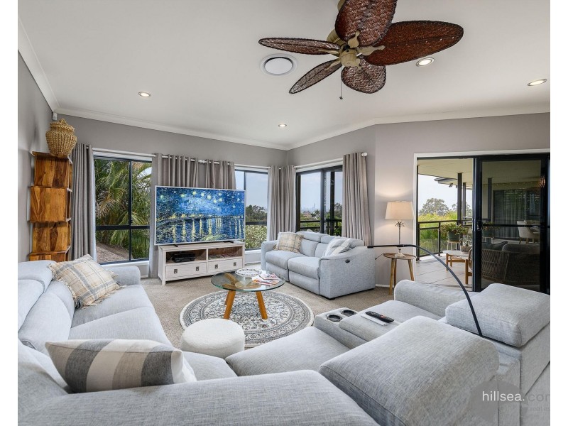 67 Kincaid Drive, Highland Park QLD 4211