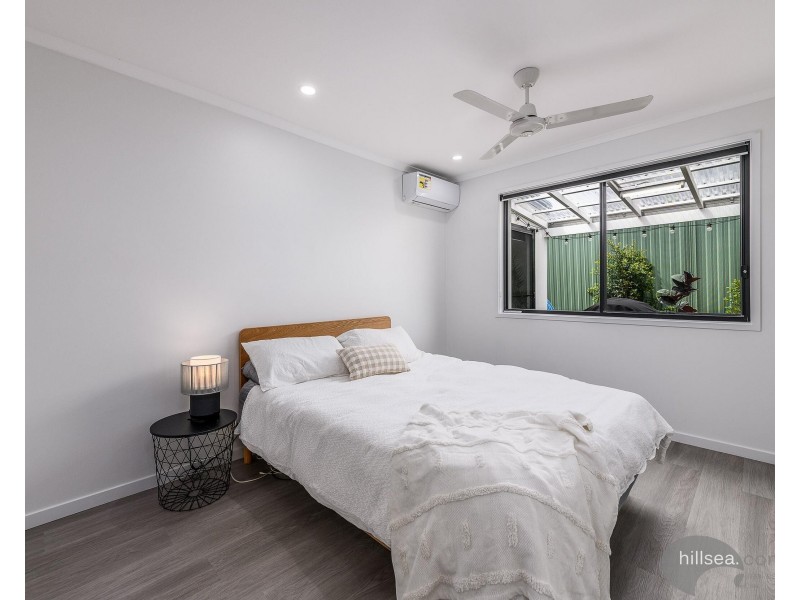 2/15 Callistemon Court, Arundel QLD 4214