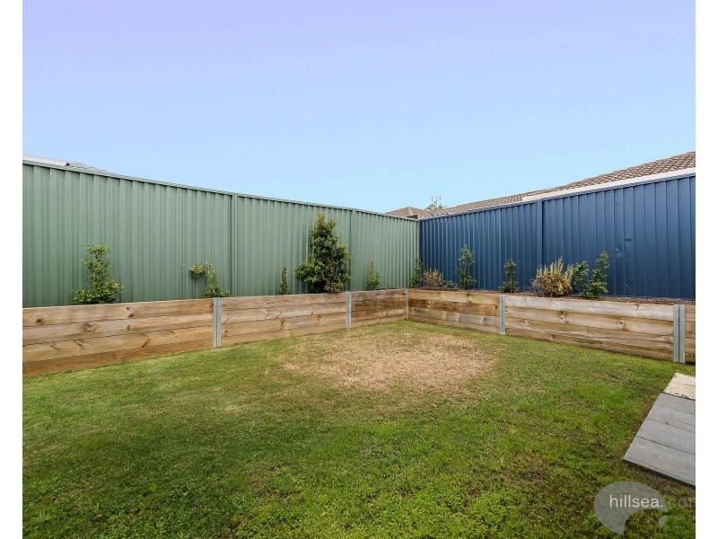 2/15 Callistemon Court, Arundel QLD 4214