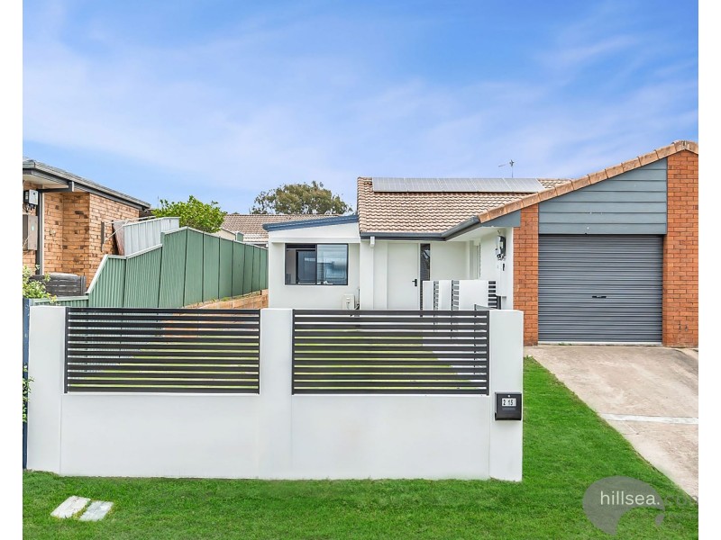 2/15 Callistemon Court, Arundel QLD 4214