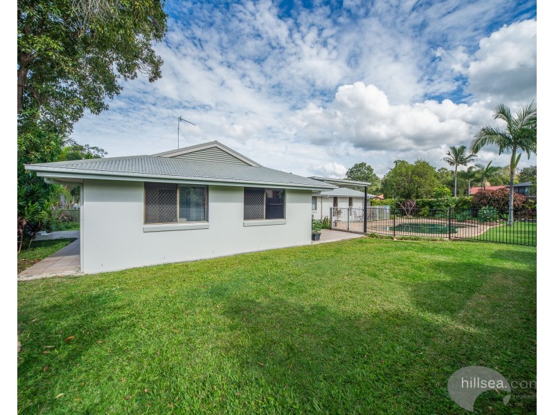 2 Picola Place, Helensvale QLD 4212