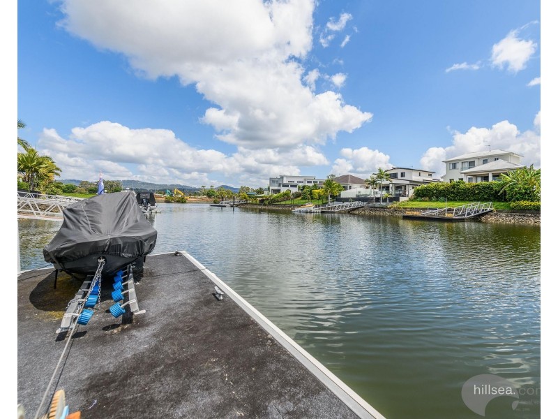38 Coomera Court, Helensvale QLD 4212
