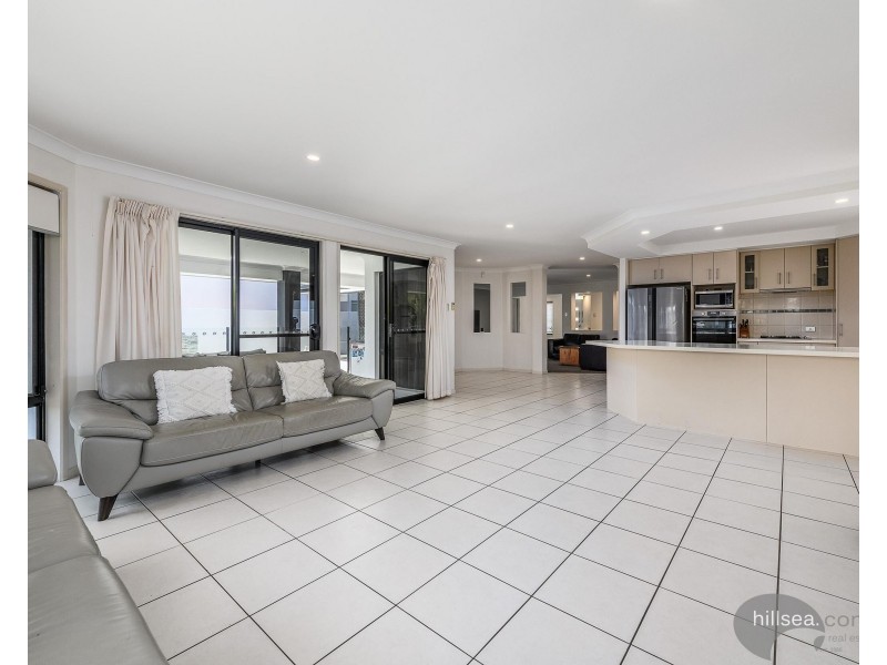 38 Coomera Court, Helensvale QLD 4212