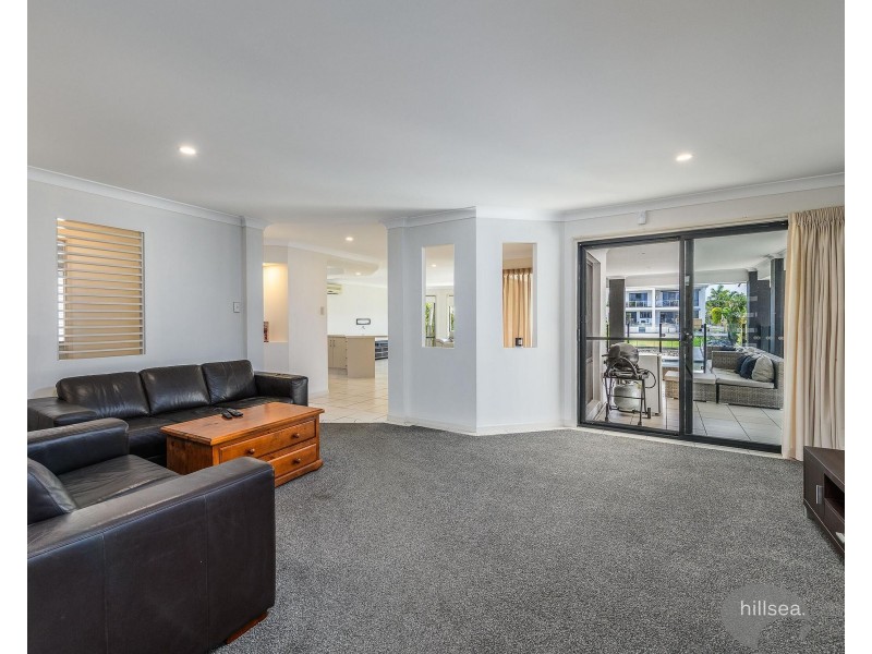 38 Coomera Court, Helensvale QLD 4212