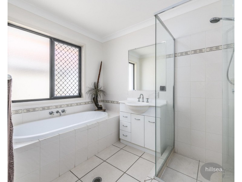38 Coomera Court, Helensvale QLD 4212