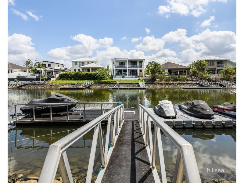 38 Coomera Court, Helensvale QLD 4212