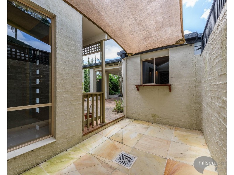 1/24 Stretton Drive, Helensvale QLD 4212