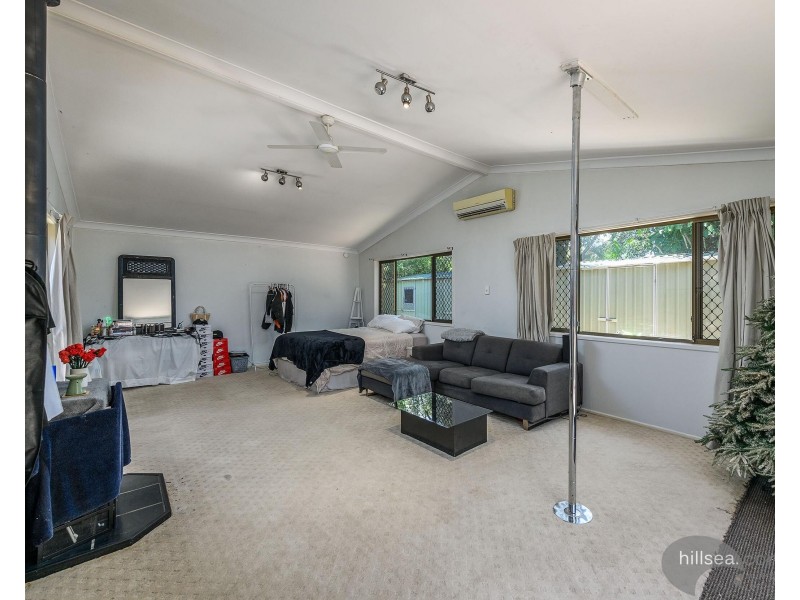 12 Wandilla Drive, Helensvale QLD 4212