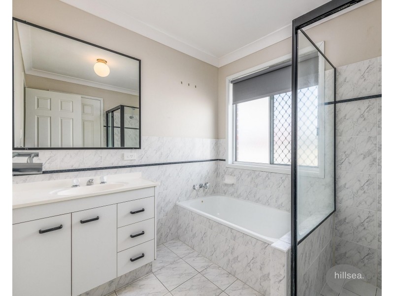 3 Crestridge Crescent, Oxenford QLD 4210