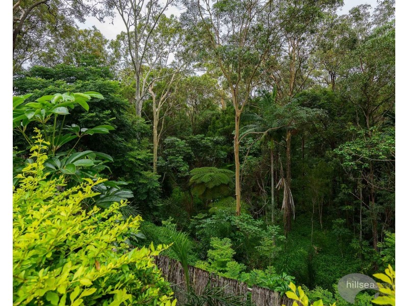 13 Stonehaven Place, Highland Park QLD 4211