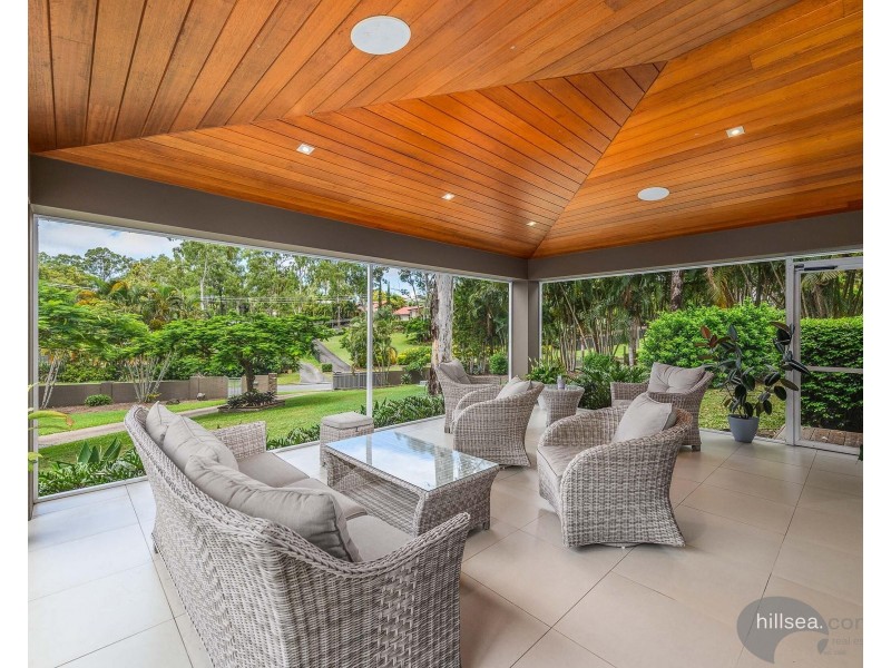 39 Riverdowns Crescent, Helensvale QLD 4212