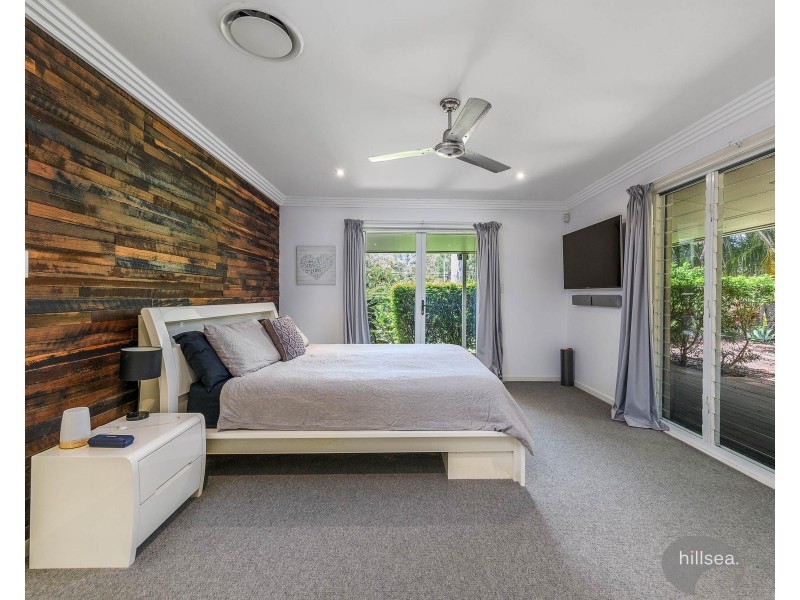 39 Riverdowns Crescent, Helensvale QLD 4212