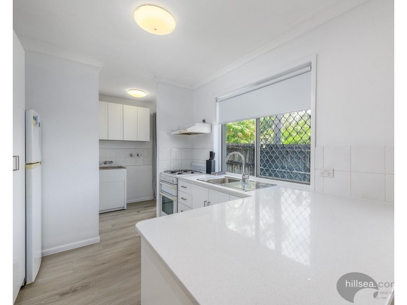 39 Riverdowns Crescent, Helensvale QLD 4212