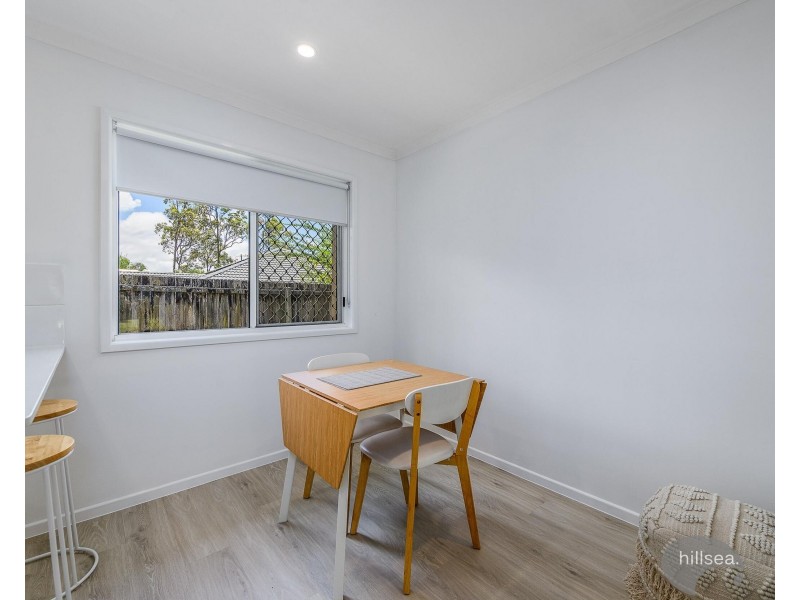 39 Riverdowns Crescent, Helensvale QLD 4212