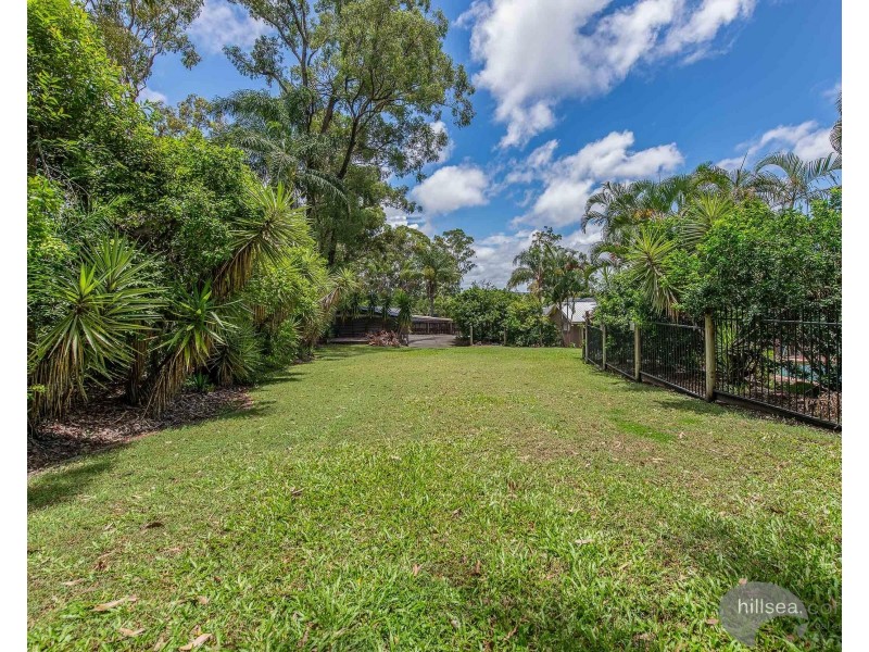 39 Riverdowns Crescent, Helensvale QLD 4212