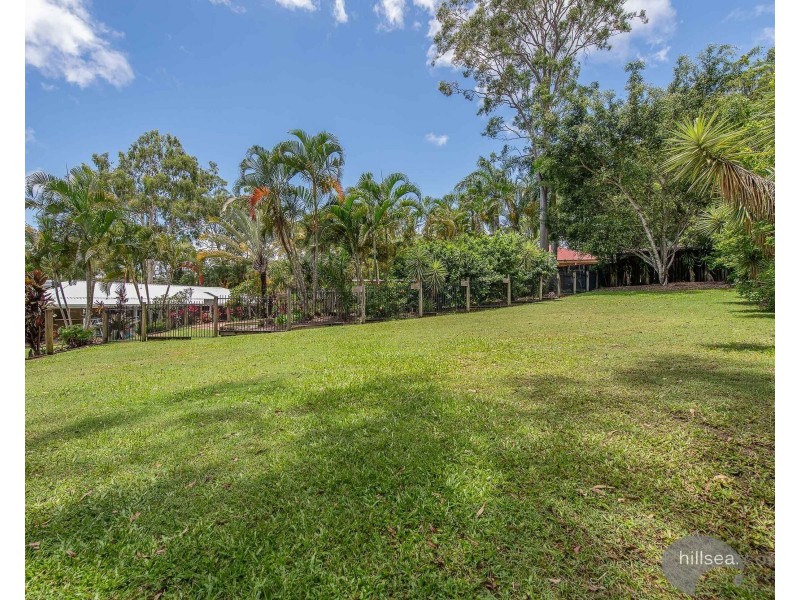 39 Riverdowns Crescent, Helensvale QLD 4212