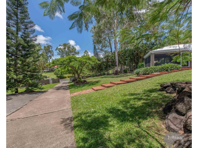 39 Riverdowns Crescent, Helensvale QLD 4212