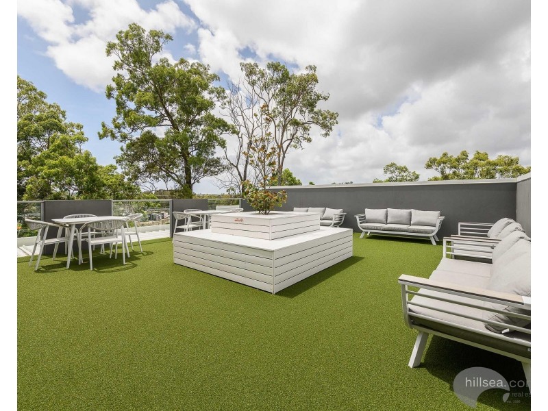 30/30 Careel Close, Helensvale QLD 4212