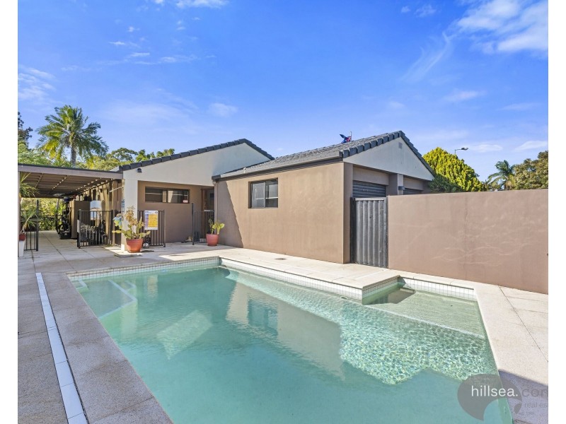 41 River Oak Drive, Helensvale QLD 4212