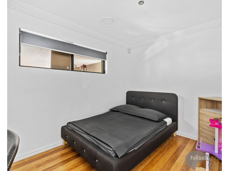 41 River Oak Drive, Helensvale QLD 4212