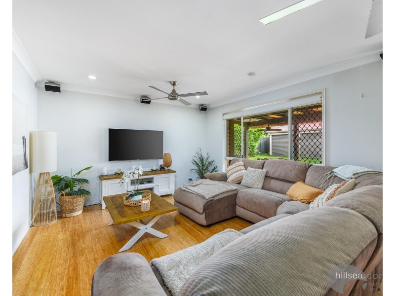 18 Rosswood Court, Helensvale QLD 4212