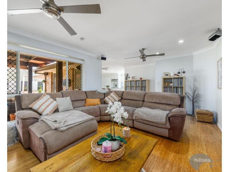 18 Rosswood Court, Helensvale QLD 4212