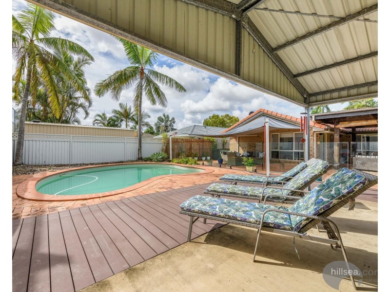 18 Rosswood Court, Helensvale QLD 4212